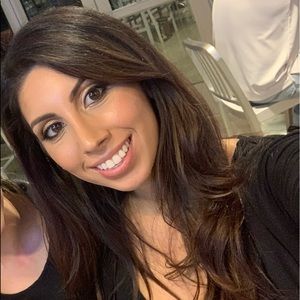 Meet your Posher, Bianca